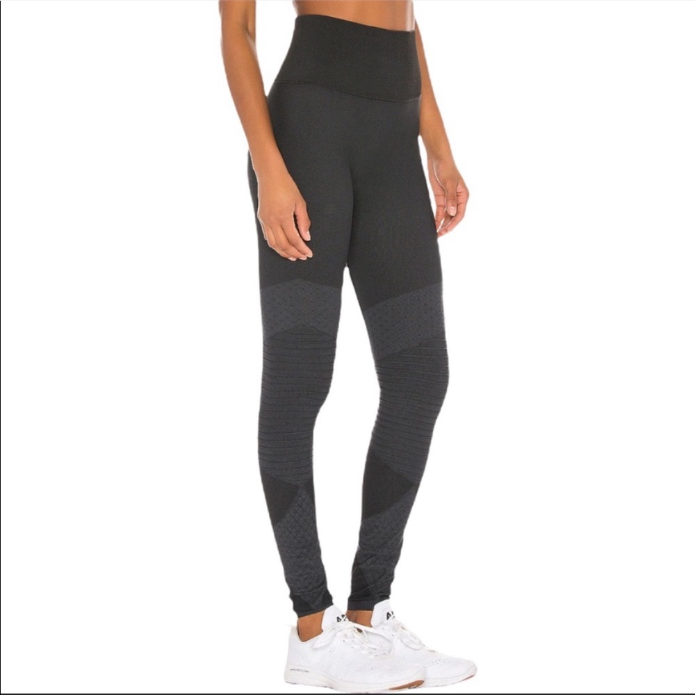 Spanx Very Black Look At Me Now Seamless Moto Leggings - Picture 3 of 8